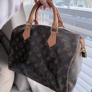 LV Speedy 30.